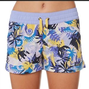 NWT Girls  Patagonia shorts